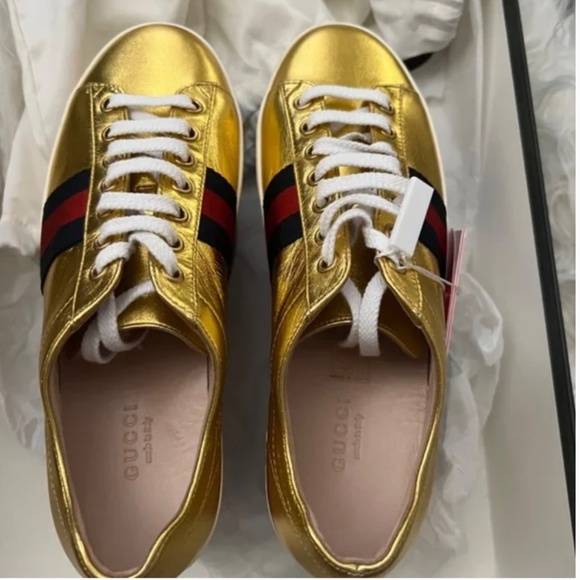 Gucci Peggy sneakers